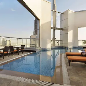 Отель Ramada Corniche, Абу-Даби